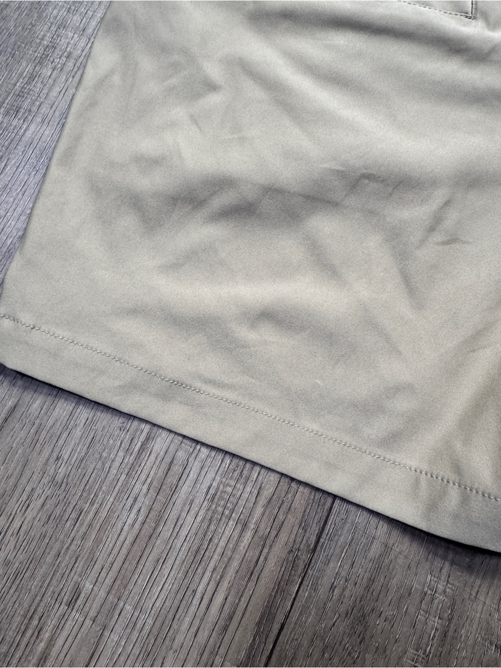 Women's Nike Golf DRI-FIT Beige/Khaki Shorts - Size 10 - Picture 13 of 13